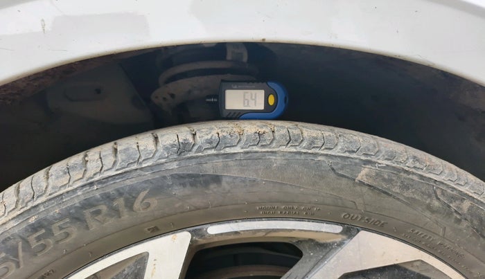 2023 Hyundai NEW I20 ASTA 1.2 MT, Petrol, Manual, 23,155 km, tyre