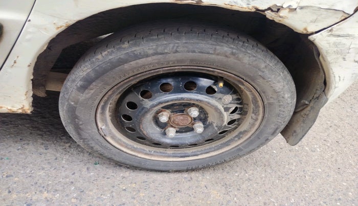 2012 Hyundai Santro Xing GL, Petrol, Manual, 94,382 km, tyre