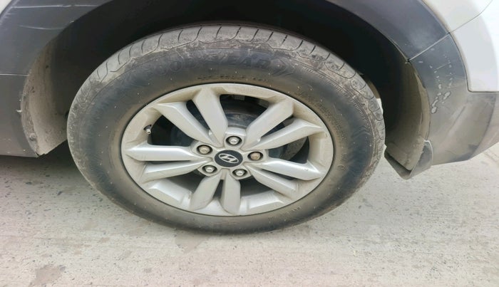 2017 Hyundai Creta E PLUS 1.4 DIESEL, Diesel, Manual, 1,15,342 km, tyre