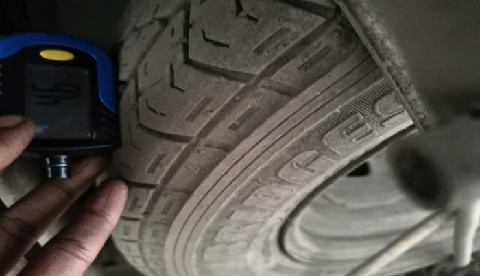 2020 Maruti Eeco 7 STR, Petrol, Manual, 67,533 km, tyre