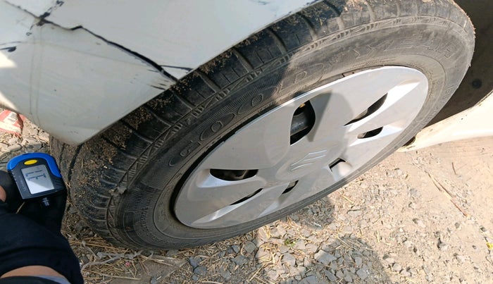 2016 Maruti Celerio VXI (O), Petrol, Manual, 1,12,950 km, tyre