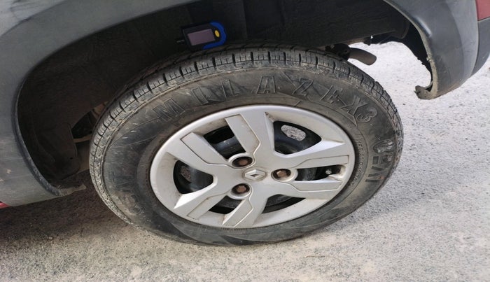 2016 Renault Kwid RXT 0.8, Petrol, Manual, 85,249 km, tyre