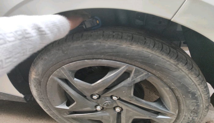 2022 Hyundai NEW I20 SPORTZ 1.2 MT, Petrol, Manual, 14,235 km, tyre