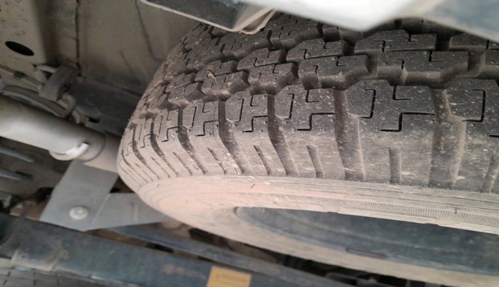 2019 Tata Harrier XT 2.0L KRYOTEC, Diesel, Manual, 80,428 km, tyre