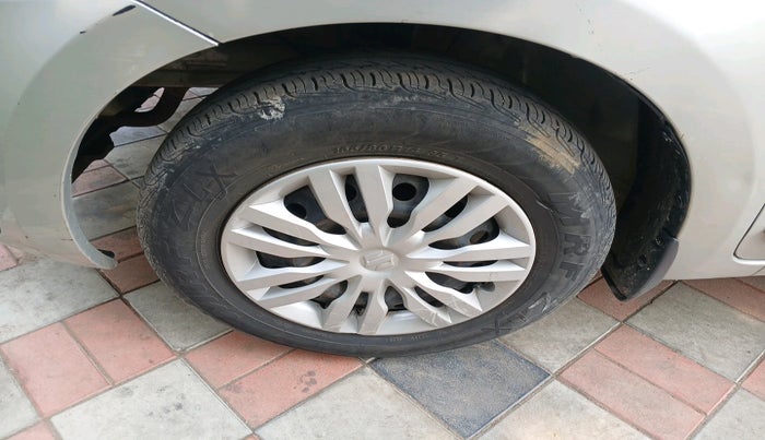 2019 Maruti Dzire VXI, Petrol, Manual, 95,320 km, tyre