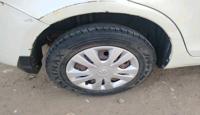 2013 Maruti Swift Dzire VDI, Diesel, Manual, 1,15,345 km, tyre