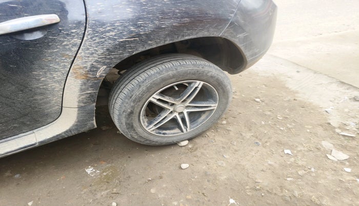 2014 Renault Duster 85 PS RXL DIESEL, Diesel, Manual, 61,373 km, tyre