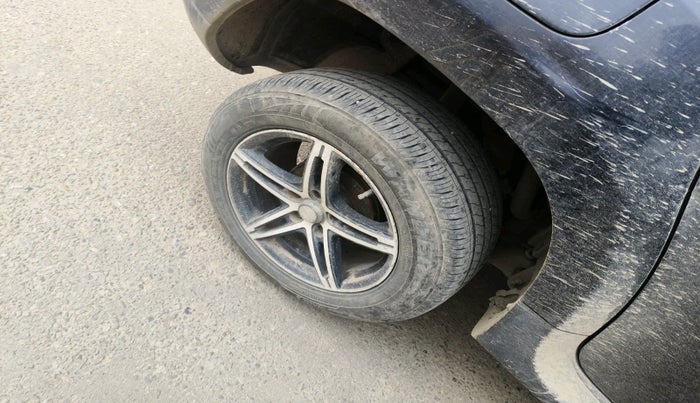 2014 Renault Duster 85 PS RXL DIESEL, Diesel, Manual, 61,373 km, tyre