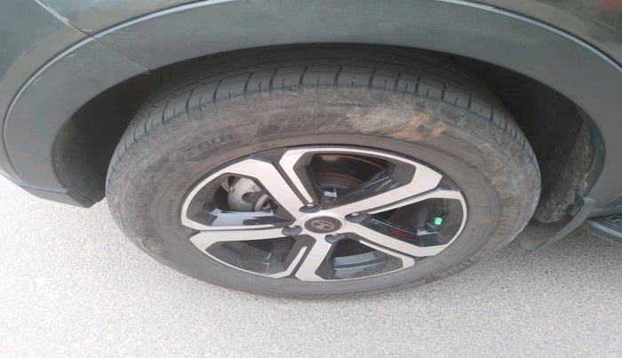 2023 Tata NEXON XZA Plus LUXS Diesel Jet, Diesel, Automatic, 73,747 km, tyre