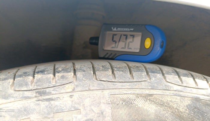 2018 Hyundai Grand i10 SPORTZ 1.2 KAPPA VTVT, Petrol, Manual, 56,387 km, tyre