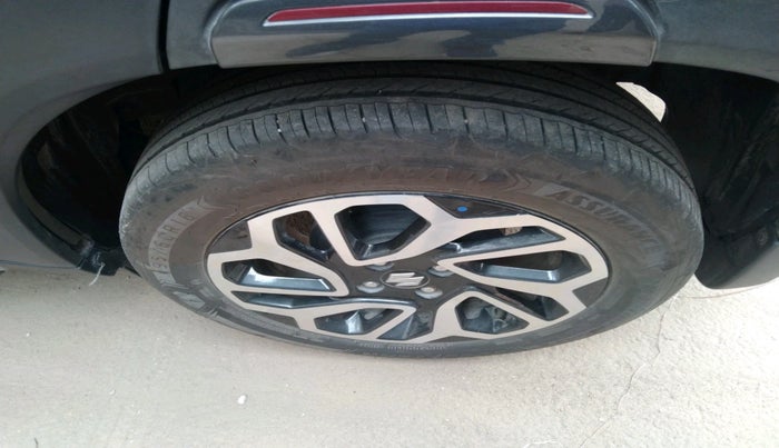 2024 Maruti FRONX ALPHA 1.0L TURBO 6 AT, Petrol, Automatic, 14,330 km, tyre