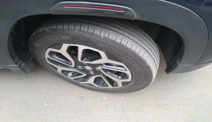 2024 Maruti FRONX ALPHA 1.0L TURBO 6 AT, Petrol, Automatic, 14,330 km, tyre