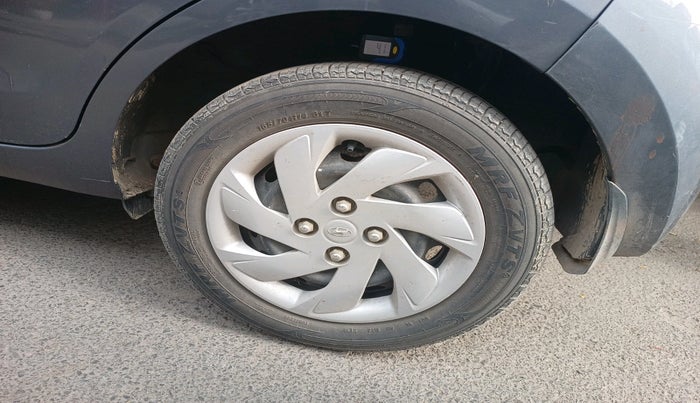 2019 Hyundai NEW SANTRO SPORTZ MT, Petrol, Manual, 30,768 km, tyre