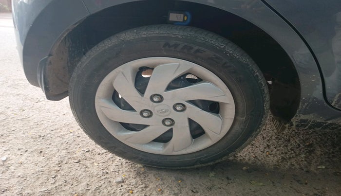 2019 Hyundai NEW SANTRO SPORTZ MT, Petrol, Manual, 30,768 km, tyre