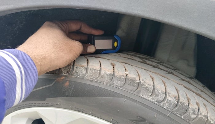 2024 MG ASTOR Sprint 1.5 MT (Ivory), Petrol, Manual, 9,105 km, tyre