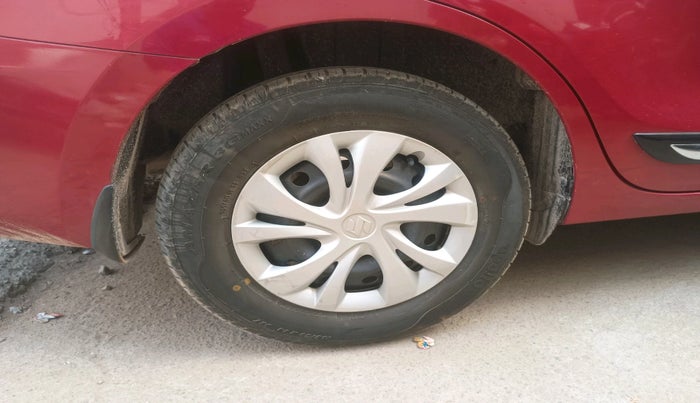 2021 Maruti Dzire VXI, Petrol, Manual, 87,703 km, tyre