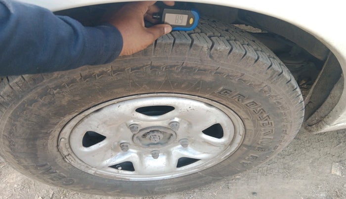 2011 Tata Aria PLEASURE 4X2, Diesel, Manual, 1,39,801 km, tyre