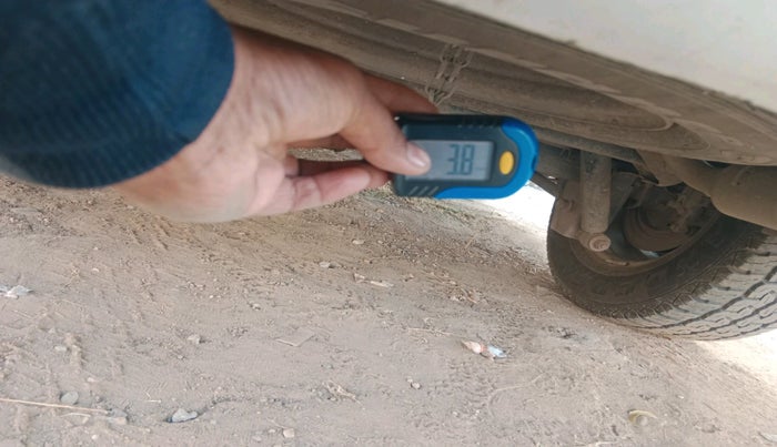 2011 Tata Aria PLEASURE 4X2, Diesel, Manual, 1,39,801 km, tyre