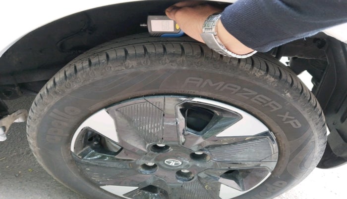 2025 Tata Tiago XZ iCNG, Petrol, Manual, 3,488 km, tyre