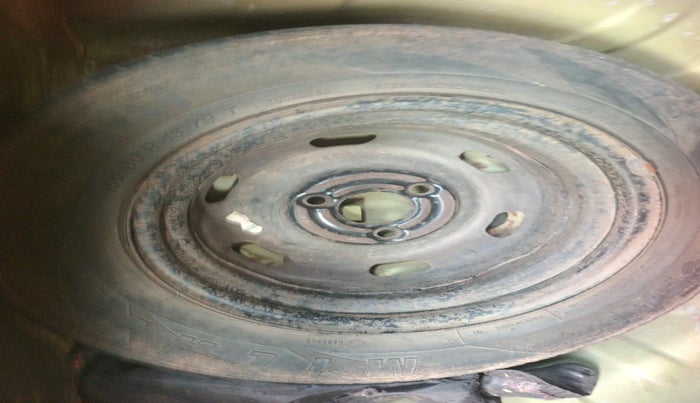 2016 Datsun Redi Go T (O), Petrol, Manual, 77,117 km, tyre