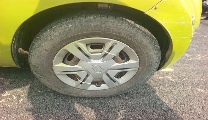 2016 Datsun Redi Go T (O), Petrol, Manual, 77,117 km, tyre