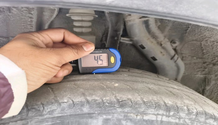 2021 Nissan MAGNITE XV MT, Petrol, Manual, 36,801 km, tyre