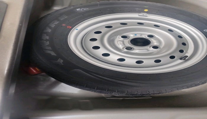 2019 Maruti New Wagon-R LXI 1.0, Petrol, Manual, 39,772 km, tyre