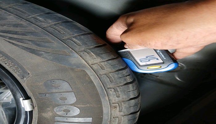 2020 Hyundai GRAND I10 NIOS MAGNA AMT 1.2 KAPPA VTVT, Petrol, Automatic, 10,854 km, tyre