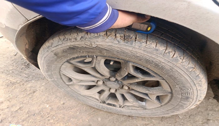 2016 Ford Ecosport TITANIUM 1.5L DIESEL, Diesel, Manual, 1,64,174 km, tyre