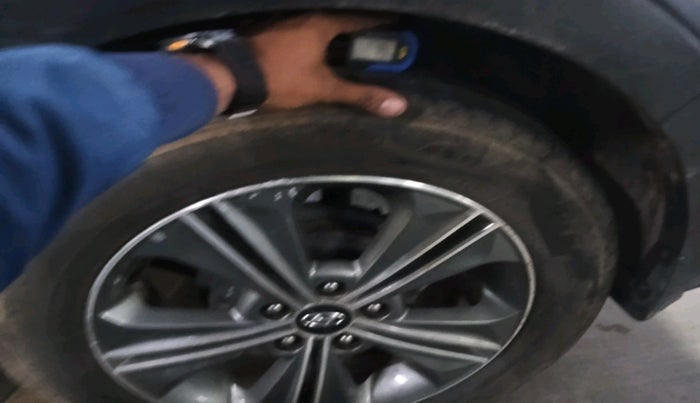 2017 Hyundai Creta SX PLUS AT 1.6 PETROL, Petrol, Automatic, 1,49,029 km, tyre