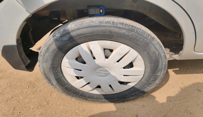 2015 Maruti Alto 800 LXI, Petrol, Manual, 88,549 km, tyre