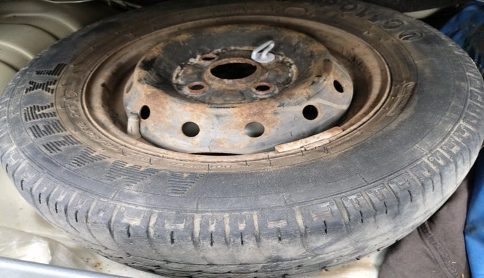 2015 Maruti Alto 800 LXI, Petrol, Manual, 43,302 km, tyre