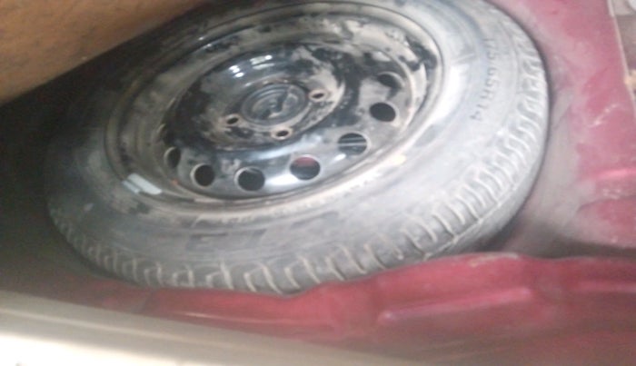 2017 Ford Figo Aspire TREND 1.5 DIESEL, Diesel, Manual, 2,45,582 km, tyre