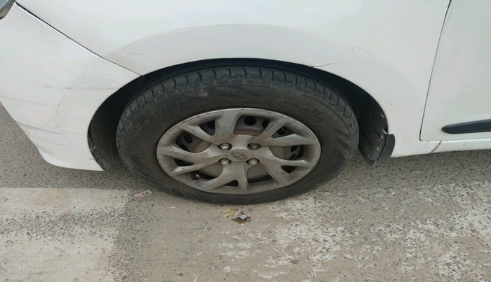 2017 Hyundai Grand i10 MAGNA 1.2 KAPPA VTVT, Petrol, Manual, 82,308 km, tyre