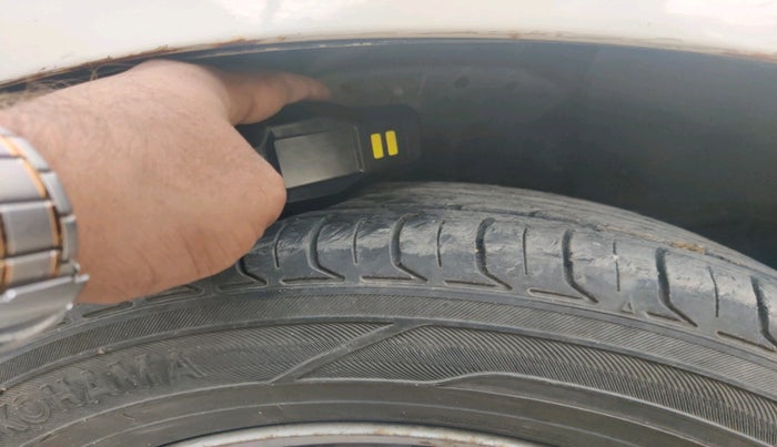 2014 Honda Amaze 1.2L I-VTEC EX, Petrol, Manual, 92,589 km, tyre