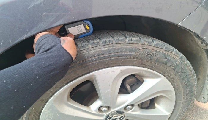 2017 Hyundai Xcent SX 1.2 CRDI, Diesel, Manual, 74,912 km, tyre