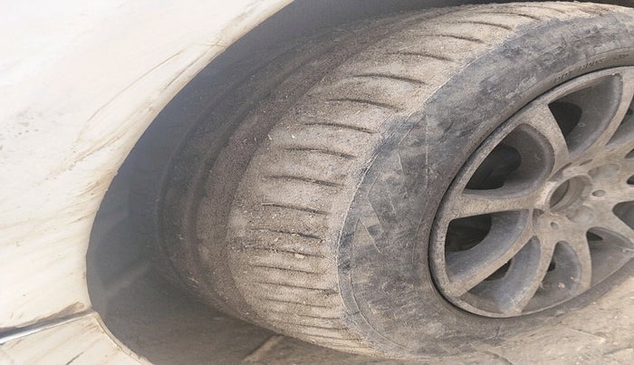 2011 Maruti Alto K10 VXI, Petrol, Manual, 1,04,900 km, tyre