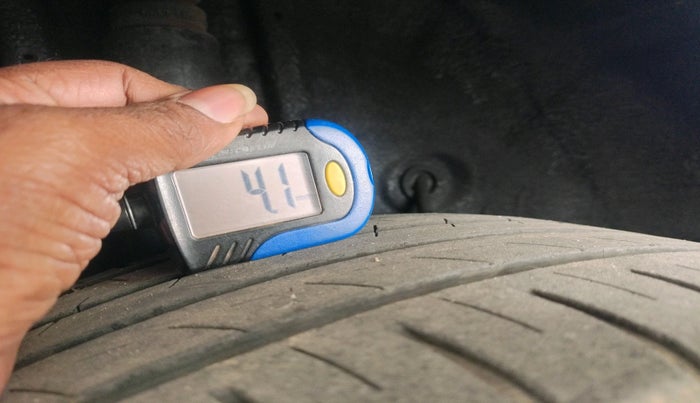 2018 Hyundai Elite i20 ASTA 1.2 (O), Petrol, Manual, 38,566 km, tyre