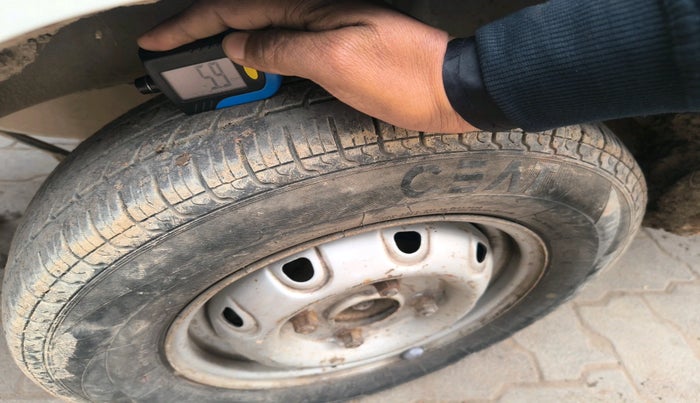 2018 Maruti OMNI E STD, Petrol, Manual, 2,16,639 km, tyre