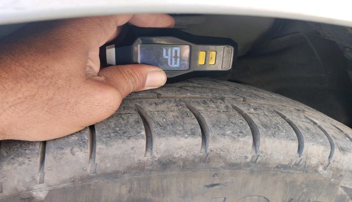 2012 Nissan Sunny XL DIESEL, Diesel, Manual, 1,23,489 km, tyre