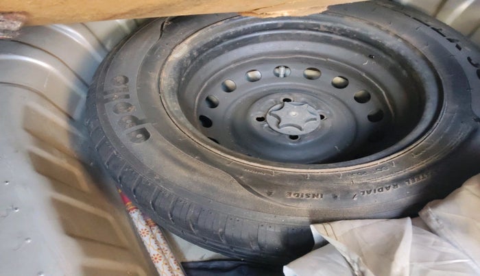 2012 Nissan Sunny XL DIESEL, Diesel, Manual, 1,23,489 km, tyre