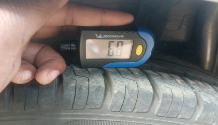 2015 Maruti Celerio VXI, Petrol, Manual, 37,137 km, tyre