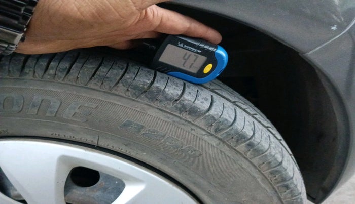 2011 Hyundai i10 SPORTZ 1.2 AT, Petrol, Automatic, 82,303 km, tyre