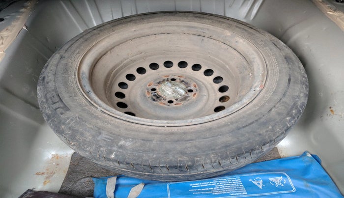 2015 Honda City 1.5L I-VTEC SV, Petrol, Manual, 88,530 km, tyre