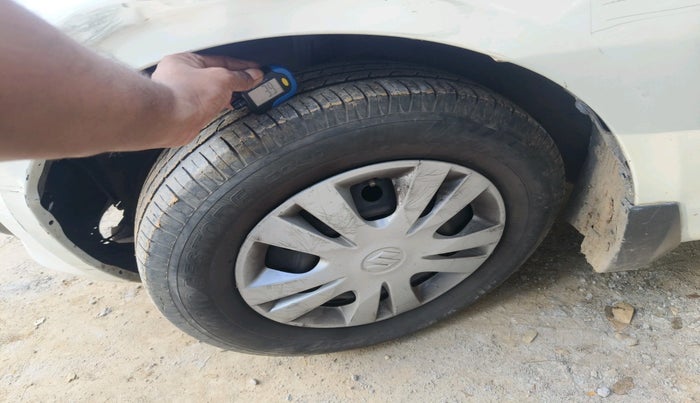 2014 Maruti Swift Dzire VDI, Diesel, Manual, 1,69,271 km, tyre