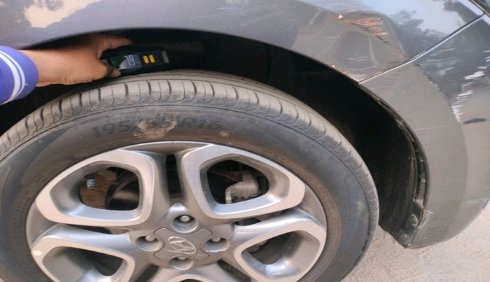 2019 Hyundai Elite i20 ASTA 1.2 (O), Petrol, Manual, 37,052 km, tyre