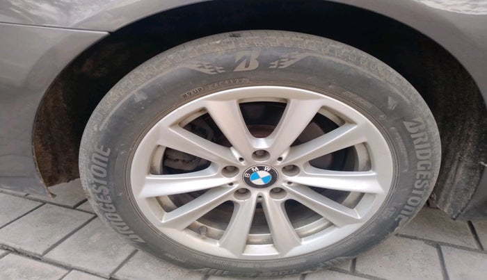 2013 BMW 5 Series 520D 2.0, Diesel, Automatic, 91,850 km, tyre