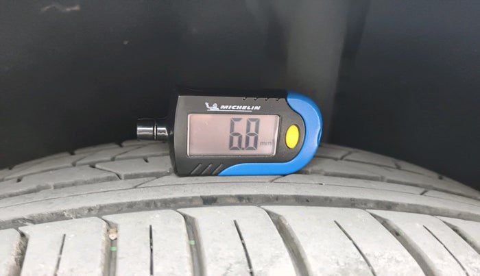 2019 Ford Ecosport TITANIUM 1.5L PETROL AT, Petrol, Automatic, 39,859 km, tyre