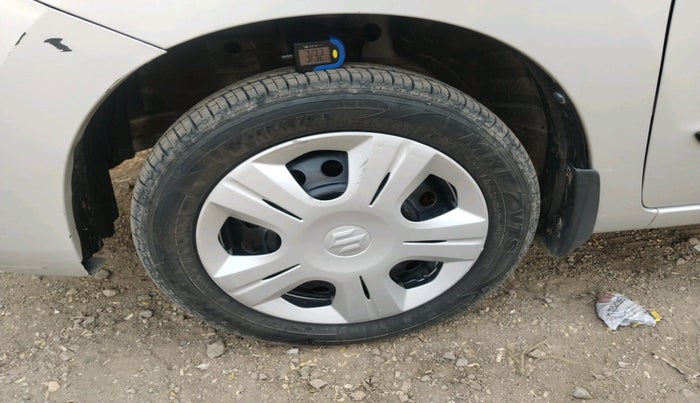 2017 Maruti Wagon R 1.0 VXI, Petrol, Manual, 68,458 km, tyre