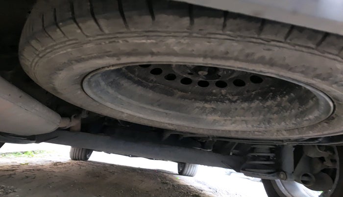 2021 MG HECTOR PLUS SHARP 1.5 PETROL TURBO CVT 6-STR, Petrol, Automatic, 1,65,789 km, tyre